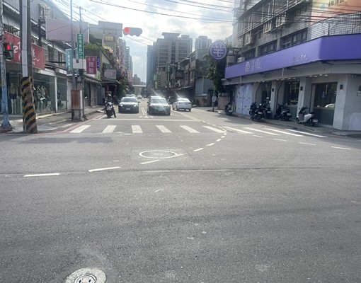 化成路邊間二樓 - Image 12