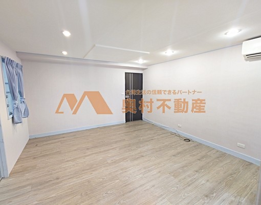 國泰華府帝寶對面●住辦皆宜24H管理坪數實在 - Image 8