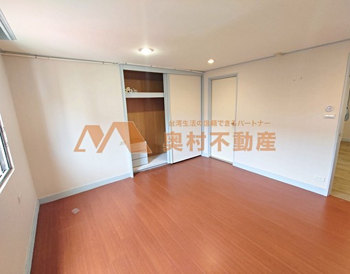 國泰華府帝寶對面●住辦皆宜24H管理坪數實在 - Image 9