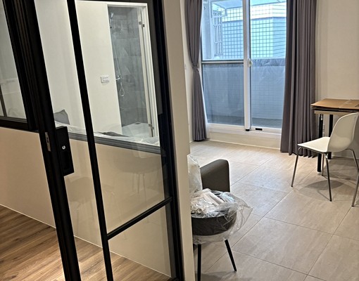 🏡南屯東興東街|全新裝潢電梯套房|全新家電可租補 - Image 1