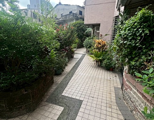 光彩街4房電梯華廈出租 - Image 9