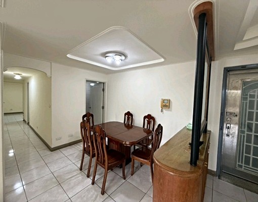 力霸花園城三房車出租 - Image 3