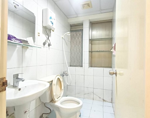 大降價~近北醫~101~家具全~有飲水機~變頻冷氣~搶租中 - Image 4