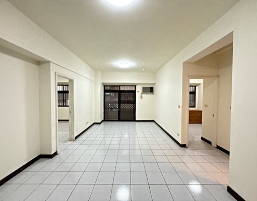 中科商圈國安國宅甲區三房低樓層好出入周邊好停車!!! - Image 2