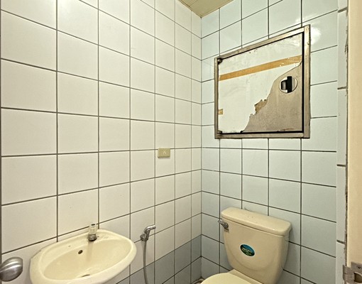 中科商圈國安國宅甲區三房低樓層好出入周邊好停車!!! - Image 3