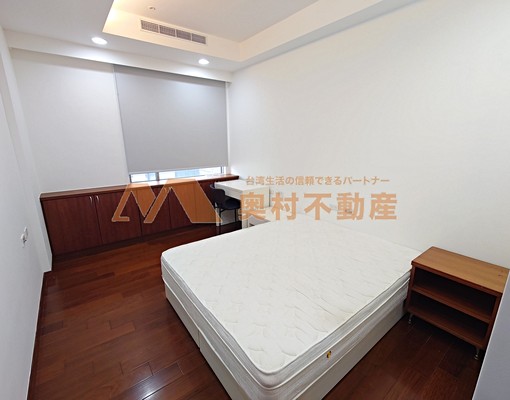 市府站純住24H管理3加1●家電齊全 - Image 4