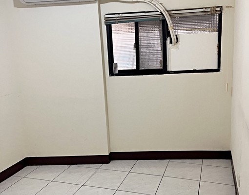 頂溪捷運/樂華三樓美寓/可租補 - Image 6