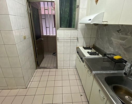 嶺東文山國小楓康/巷內大面寬店面1~2樓三房可營登可停三台車 - Image 13