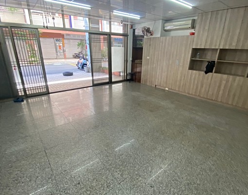 嶺東文山國小楓康/巷內大面寬店面1~2樓三房可營登可停三台車 - Image 15