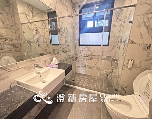 全新首租✨傢具齊全✨採光精品房兩廳✨戶數單純✨黃金地段✨平車 - Image 9