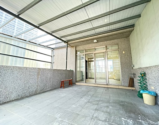 莊敬七街整棟出租合法住店透天 - Image 1