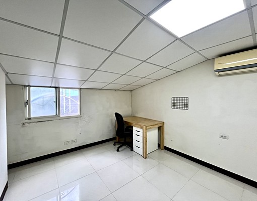 可養貓/近板橋車站/價可談/含網路/超大露台/全配家具 - Image 10