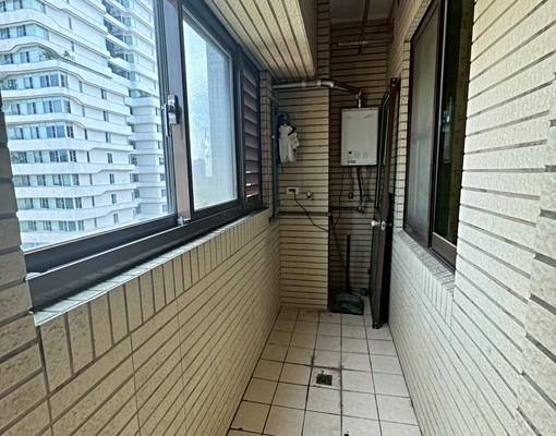 超大超優地點❤榮耀之城景觀大四房獨立平面超大車位 - Image 10