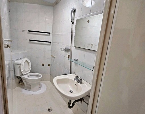 近火車站可營登美業可寵1+1房有廚房含管.台水電租補 - Image 6