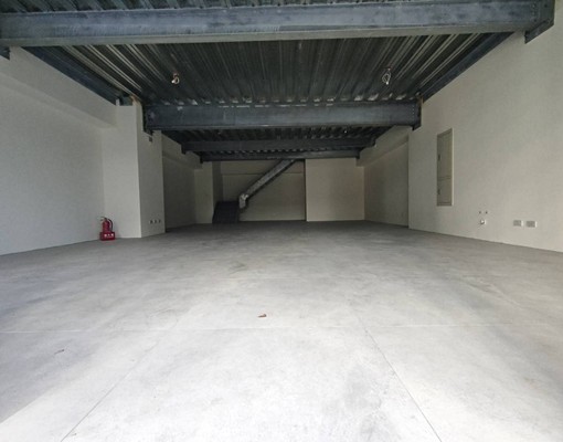 1+2樓黃金店面👍方正大空間❤️全新屋況❤️ - Image 4