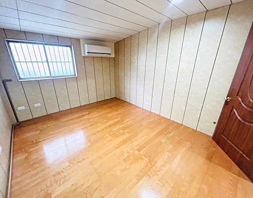 東湖捷運,正2房,新裝修,台電計價,寵物洽 - Image 1