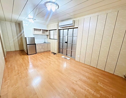 東湖捷運,正2房,新裝修,台電計價,寵物洽 - Image 2