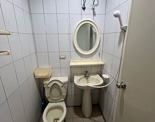 ✅單身青年租補金額2400✅歡迎學生、上班族 - Image 3