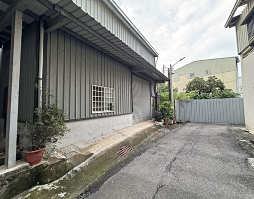 近中崙、和順的大地坪建地鋼骨有水電倉庫 - Image 6