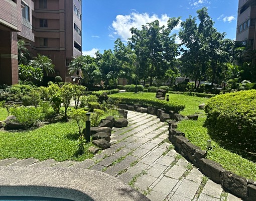 免仲介費/整層住家/河堤社區.蕭邦大廈2房及免費大露臺可租補 - Image 12