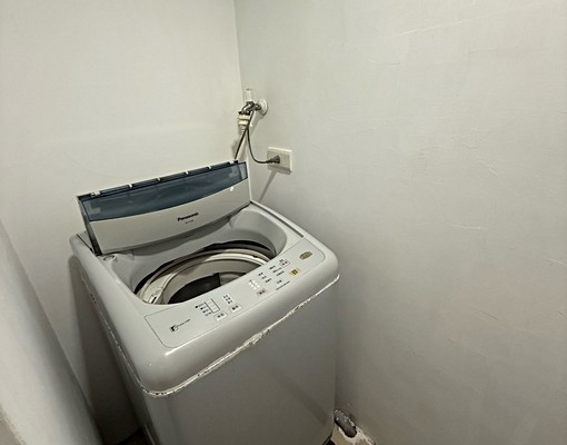 小資族最愛⭐通風好大片對外窗⭐公共洗衣機⭐氣密窗⭐住戶單純 - Image 5