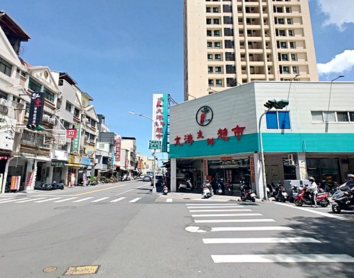 漂亮三房生活機能優家俱電全 - Image 1