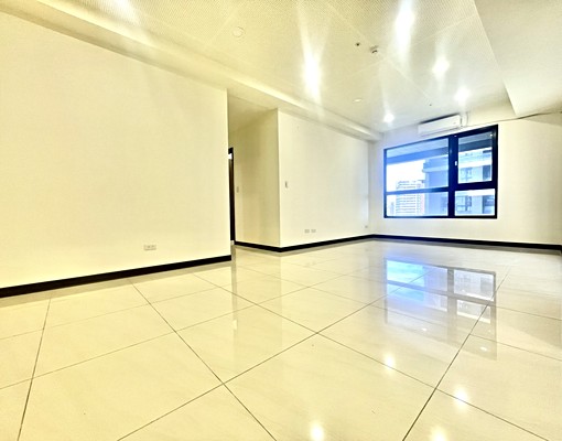 青埔A19捷運站旁國峰苑三房車位含車位管理費 - Image 2