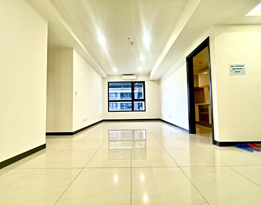 青埔A19捷運站旁國峰苑三房車位含車位管理費 - Image 1