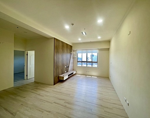 三房車/可租補/租金含管含車/可談 - Image 1