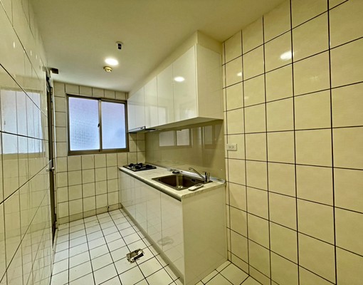 三房車/可租補/租金含管含車/可談 - Image 3