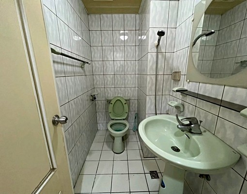 可補助入籍*藝文特區*優質華廈電梯三房車 - Image 5