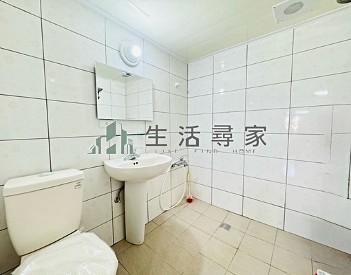 中西區優質可租補大套房生活機能優有子母車 - Image 4