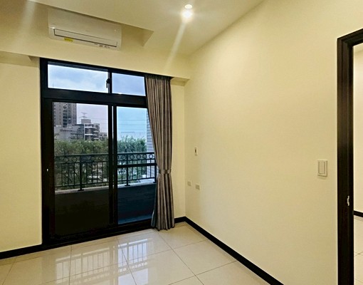 ✔️租補🏡高鐵特區微笑2房2衛平車 - Image 3