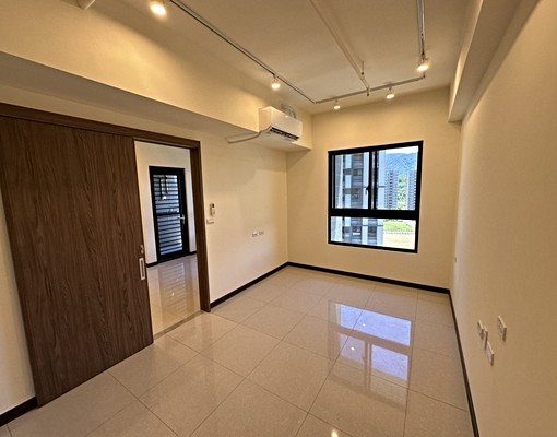 E中山北路三段全新屋況💎家樂福蛋黃區💎可租補 - Image 5