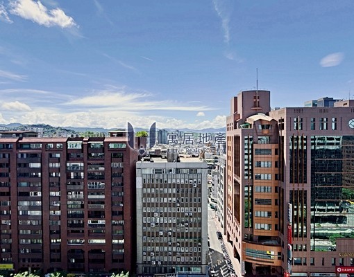 指標性高樓豪邸泳池社區|可住可商|信義安和MRT - Image 1