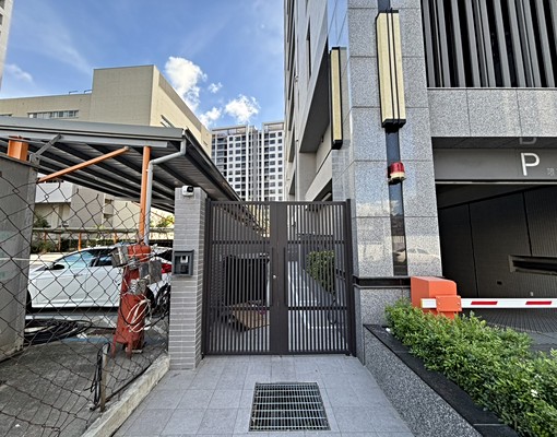 楠梓後勁|近台積電|近捷運站|近學區|高樓層|全新家具全 - Image 14