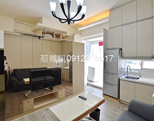 中山國小站/全新地板油漆窗簾/新興國中/泳池社區/漂亮套房 - Image 4