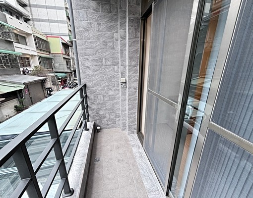 林森透天庭院停汽車全新整理5大套房出租公司行號 - Image 6
