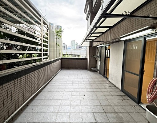勤美綠園道旁⭐️樓中樓⭐️精品四房雙車位⭐️大露臺⭐️可寵物 - Image 12