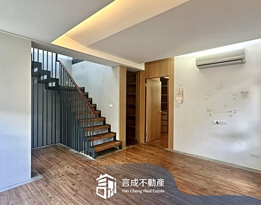 奇岩站｜稀有透天。開放廚房。可改三房 - Image 6