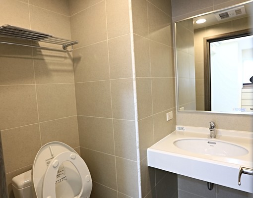 明日讚-底樓層視野廣採光佳平車美三房 - Image 12