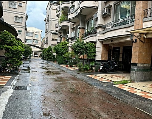 需公正租~租-車墅透天★活巷社區型住宅★鬧中取靜~可租補報稅 - Image 2