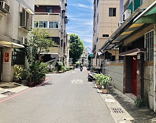 租-獅甲捷運站台鋁商圈門口停車公寓一樓 - Image 14