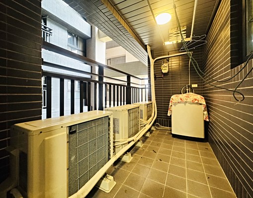 楊楊推薦★【租】安平新悅城三面採光四房平車 - Image 6