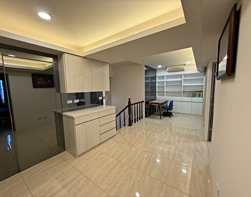 R8三多商圈~設計師裝潢樓中樓~賞港市景\大客餐廳~4房3衛 - Image 6