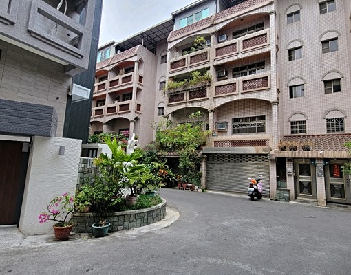 大東捷運站社區別墅 - Image 6