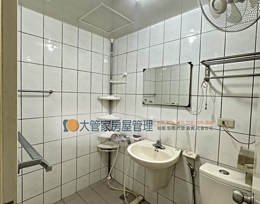 三民學區溫馨2房附家具車位 - Image 9