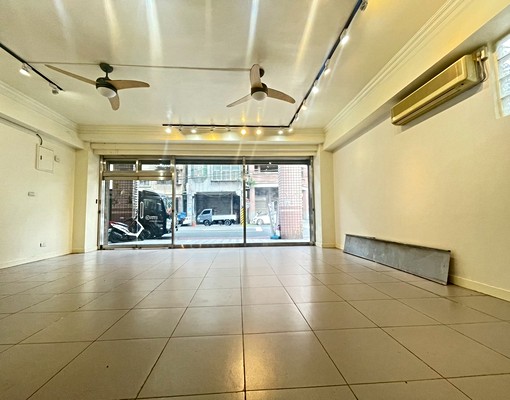 🍎暖暖街青森藥局旁店面🍎 - Image 1