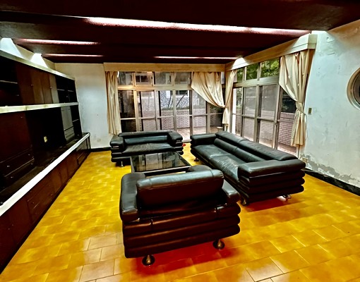 新烏路三段大坪數四面採光透天住家 - Image 4