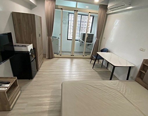大慶夜市全聯旁/全新整修精美裝潢陽台大套房/可寵可租補 - Image 2